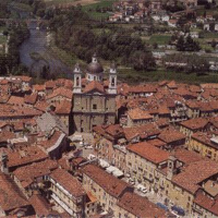 Ovada, panorama e chiesa di Nostra Signora Assunta Ovada, panorama e chiesa di Nostra Signora Assunta